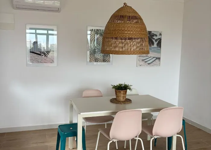Acogedor Apartamento Junto A La Playa By Bebalmy